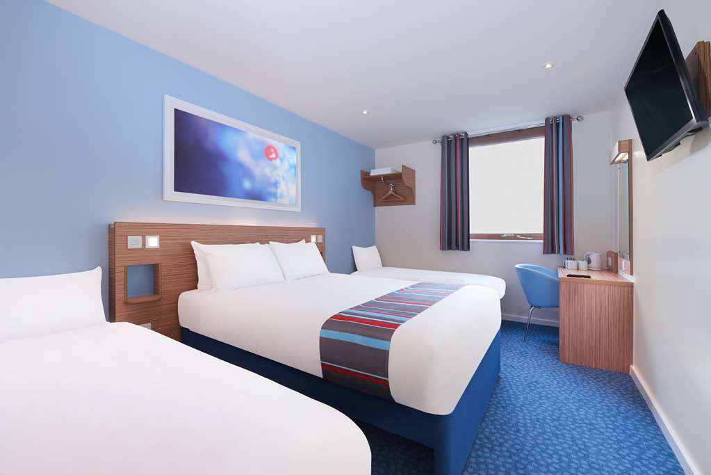 Travelodge London Ealing Ruang foto